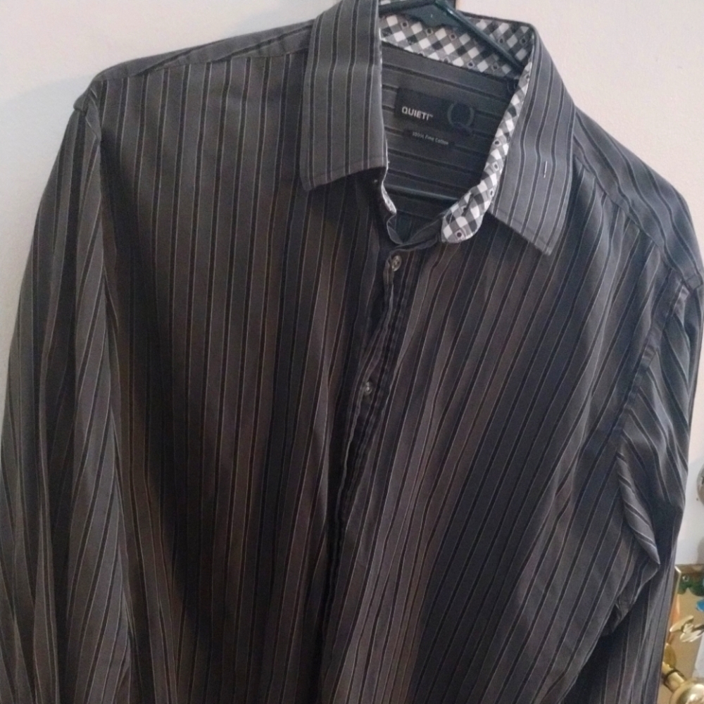 Quieti button down